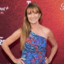 JANE SEYMOUR at The Offer Premiere at Paramount Studios in Los Angles 04/20/2022 - 454 x 568