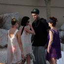 Travis McCoy and Katy Perry - 454 x 584