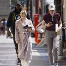 Emma Roberts – Filming ‘Second Wife’ in New York - 454 x 535
