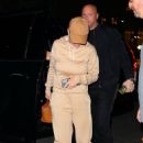 Katy Perry – Seen while arriving at her New York hotel