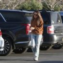 Jinger Duggar – In a tight ripped jeans on a Target run in Los Angeles - 454 x 313