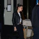 Kristen Stewart – With Dylan Meyer return home - 454 x 681