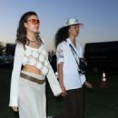Madison Bailey – Arriving with friends at the Coachella Music Festival in Indio - 454 x 681