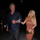 Jessica Simpson – Attends Jessica Alba’s 41st birthday celebration at Delilah in West Hollywood - 454 x 666