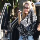 Gisele Bundchen – Seen remodeling her $11.5 million mansion in Miami