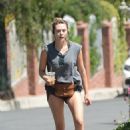 Elizabeth Olsen – Jog candids in Los Angeles - 454 x 662