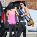 Colin Farrell & His Sister Claudine Hit Up A Yoga Class - 454 x 561