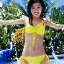Kusumi Yellow bikini - 349 x 496