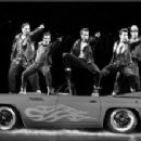 Grease - 454 x 221
