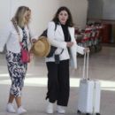 Nigella Lawson – Seen at Sydney Airport - 454 x 394