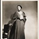 Katharine Cornell in her signature role - 442 x 550