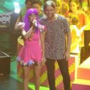 Benjamín Amadeo and Mariana Esposito- Kids' Choice Awards Argentina 2015- Show - 454 x 558