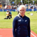 Finnish female discus throwers