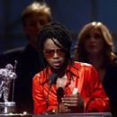 Lauryn Hill - MTV Video Music Awards 1999 - 454 x 303