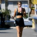 Hannah Ann Sluss – Makeup free after workout in West Hollywood - 454 x 600