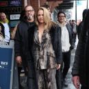 Alicia Silverstone – Hitting the streets of Park City for the 2024 Sundance Film Festival - 454 x 681