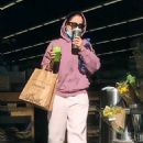 Rooney Mara – Shopping candids at Erewhon Market in Calabasas - 454 x 636
