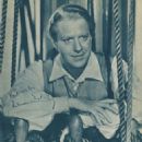 Nelson Eddy - Movie-radio Guide Magazine Pictorial [United States] (5 April 1940) - 454 x 585