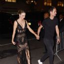 Miranda Kerr – Heads to Bemelmans Bar for a 2022 Met Gala after party in New York - 454 x 592