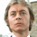 Hywel Bennett