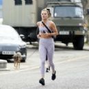Emily Blackwell – Out for a run in London - 454 x 314