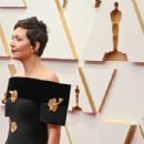 Maggie Gyllenhaal – 2022 Academy Awards at the Dolby Theatre in Los Angeles - 454 x 305