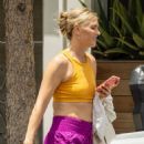 Amanda Kloots – Steps out for a gym session in Los Angeles - 454 x 681