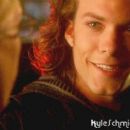 Kyle Schmid - 454 x 255