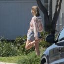 Robin Wright – Seen outside Her Home in Venice Beach