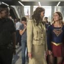 Supergirl - Melissa Benoist - 454 x 302