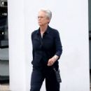 Jamie Lee Curtis – Is spotted out and about in Los Angeles - 454 x 681