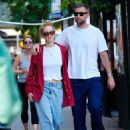 Jennifer Lawrence – With Cooke Maroney take a romantic walk in New York - 454 x 623