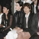 L'Wren Scott, Mick Jagger and Karl Lagerfeld at Dior Spring Summer 2006 Menswear Fashion Show in Paris, France - 5 July 2005 - 454 x 303