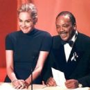 Sharon Stone and Quincy Jones At The 68th Annual Academy Awards (March 25, 1996) - 454 x 318