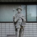Statue of Edward VI (Cartwright)