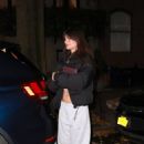 Emily Ratajkowski – Seen after meeting up with Pete Davidson for his birthday in New York