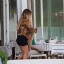 Lottie Tomlinson – On her holidays with a friend in Ibiza - 454 x 362