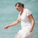 Iskra Lawrence – Photoshoot candids on Miami Beach - 454 x 681