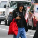 Zoe Kravitz – Is pictured on a stroll in New York - 454 x 695