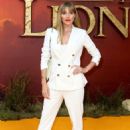 Jacqui Ainsley – ‘The Lion King’ Premiere in London - 454 x 635