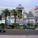 Hotels established in 1992