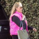 Elizabeth Berkley – Spotted while running errands in Los Angeles - 454 x 681