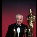 Johnny Carson hosts The 56th Annual Academy Awards (1984) - 417 x 612
