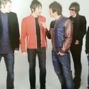 Liam Gallagher, Chris Sharrock, Jay Mehler, Andy Bell, Gem Archer - rockin´ on Magazine Pictorial [Japan] (May 2013) - 454 x 340