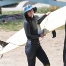 Leighton Meester – Seen on a surf session in Malibu - 454 x 636