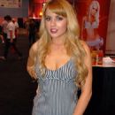 Lexi Belle