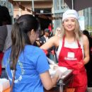 Kassandra Clementi – Los Angeles Mission Thanksgiving Meal for the Homeless - 454 x 621