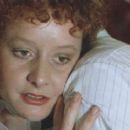 Screenshots from the movie 'The Quiet Earth' (as Joanne) - 454 x 248