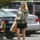 Mischa Barton – Shopping groceries at Trader Joes in Los Angeles