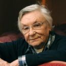 Zora Dirnbach
